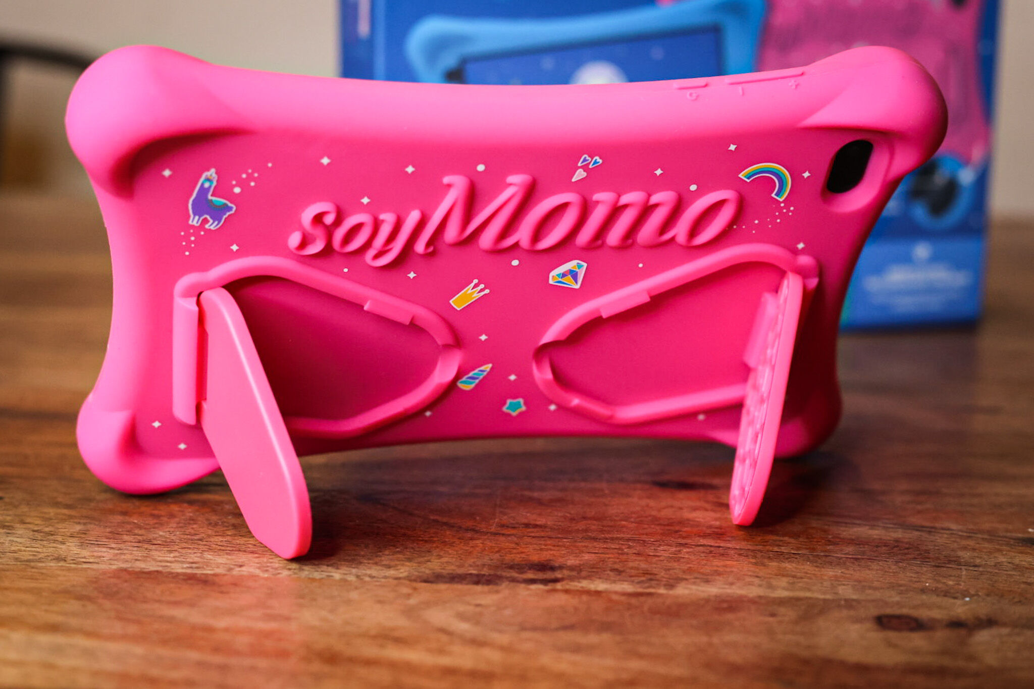 Die SoyMomo Tablet Schutzhülle mit Standfüßen